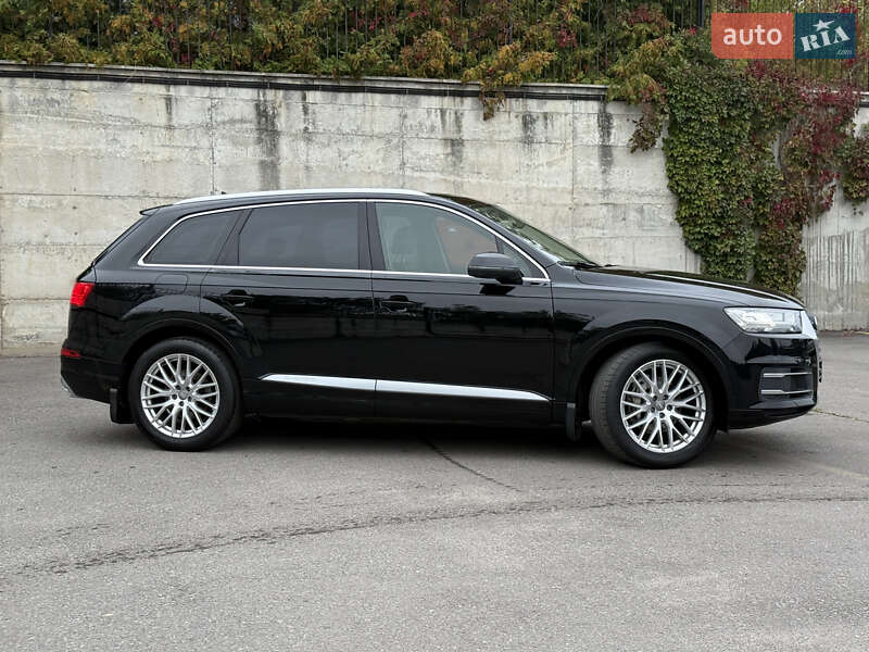 Внедорожник / Кроссовер Audi Q7 2015 в Ровно фото 7 Внедорожник / Кроссовер Audi Q7 2015 в Ровно