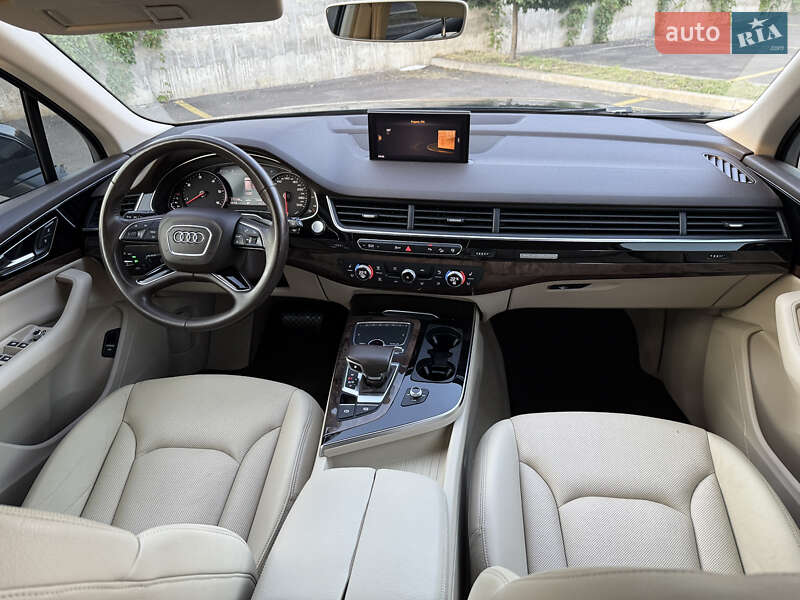 Внедорожник / Кроссовер Audi Q7 2015 в Ровно фото 35 Внедорожник / Кроссовер Audi Q7 2015 в Ровно