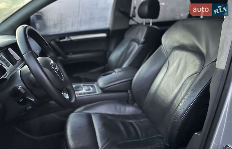 Позашляховик / Кросовер Audi Q7 2006 в Сваляві фото 8 Позашляховик / Кросовер Audi Q7 2006 в Сваляві