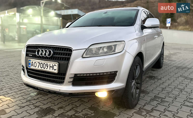 Позашляховик / Кросовер Audi Q7 2006 в Сваляві фото 7 Позашляховик / Кросовер Audi Q7 2006 в Сваляві