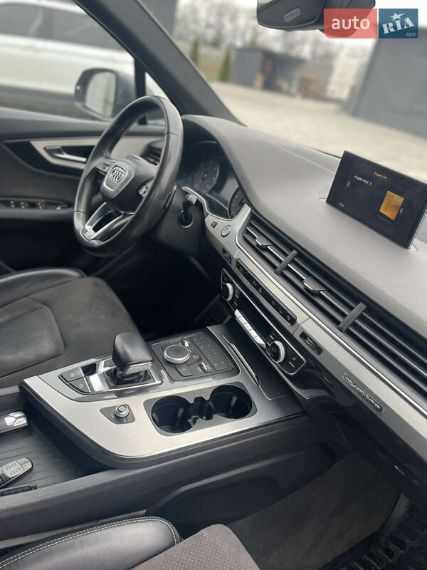 Позашляховик / Кросовер Audi Q7 2016 в Дніпрі фото 28 Позашляховик / Кросовер Audi Q7 2016 в Дніпрі