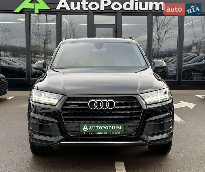 Позашляховик / Кросовер Audi Q7 2015 в Києві