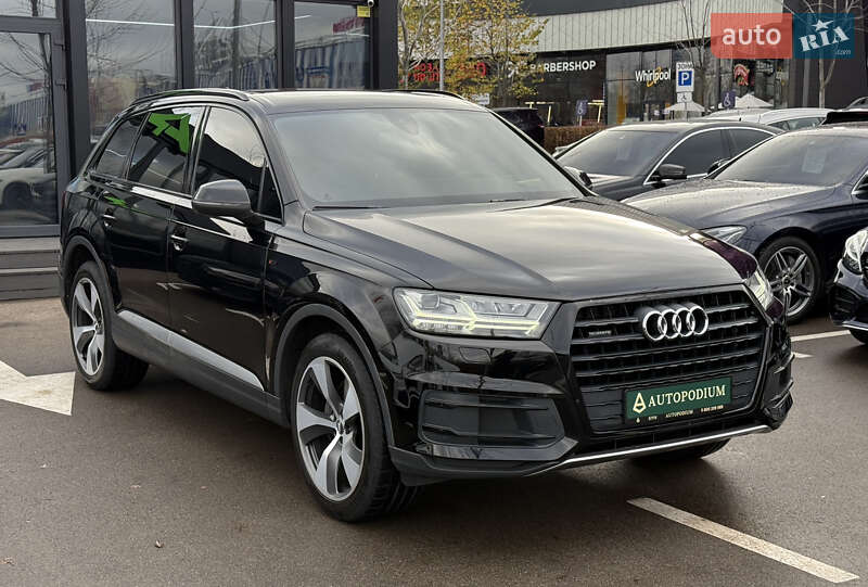 Позашляховик / Кросовер Audi Q7 2015 в Києві