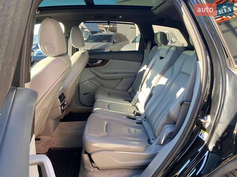 Позашляховик / Кросовер Audi Q7 2016 в Львові фото 23 Позашляховик / Кросовер Audi Q7 2016 в Львові