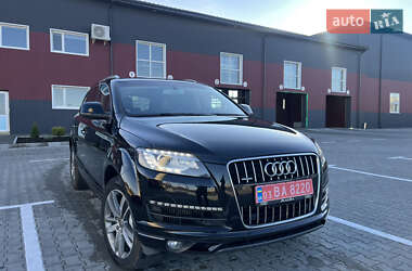 Позашляховик / Кросовер Audi Q7 2014 в Дубні