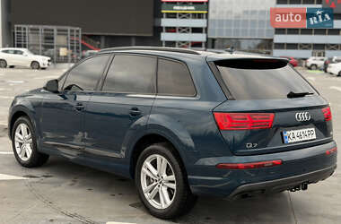 Внедорожник / Кроссовер Audi Q7 2017 в Киеве