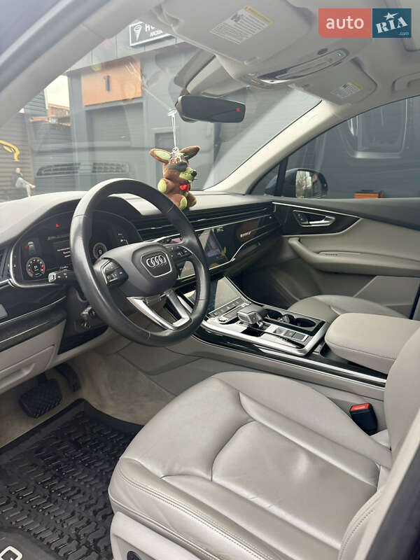 Внедорожник / Кроссовер Audi Q7 2020 в Киеве фото 13 Внедорожник / Кроссовер Audi Q7 2020 в Киеве