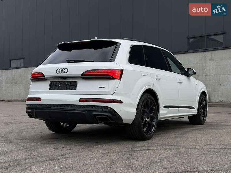 Позашляховик / Кросовер Audi Q7 2025 в Києві фото 13 Позашляховик / Кросовер Audi Q7 2025 в Києві