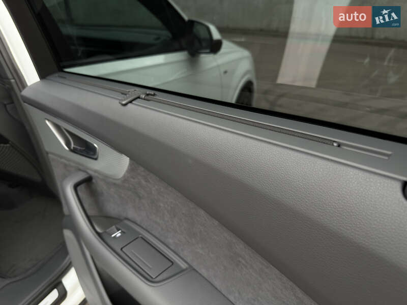 Позашляховик / Кросовер Audi Q7 2025 в Києві фото 40 Позашляховик / Кросовер Audi Q7 2025 в Києві