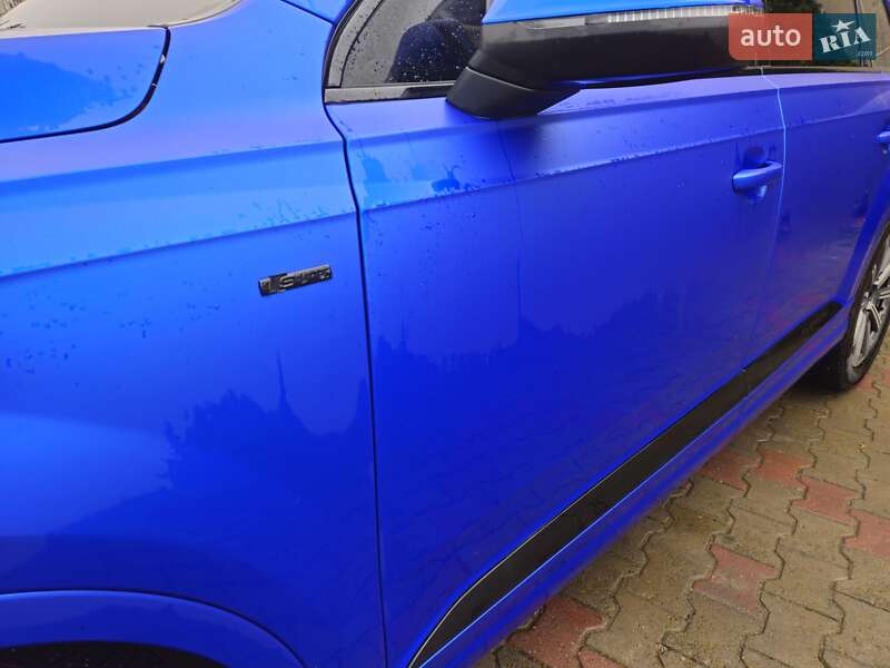 Позашляховик / Кросовер Audi Q7 2016 в Дунаївцях