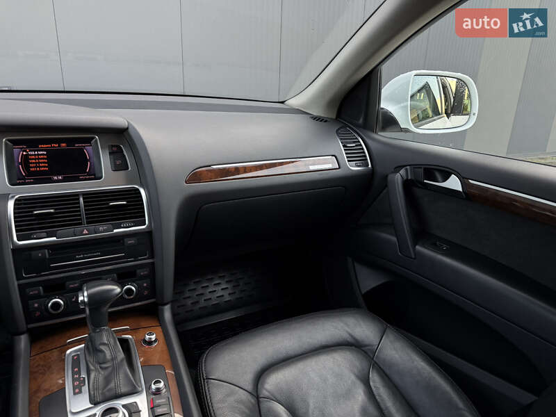 Позашляховик / Кросовер Audi Q7 2013 в Хмельницькому