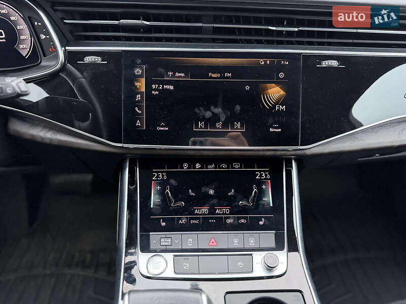 Позашляховик / Кросовер Audi Q7 2019 в Києві