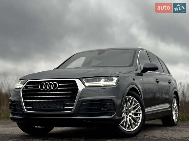 Внедорожник / Кроссовер Audi Q7 2017 в Дрогобыче
