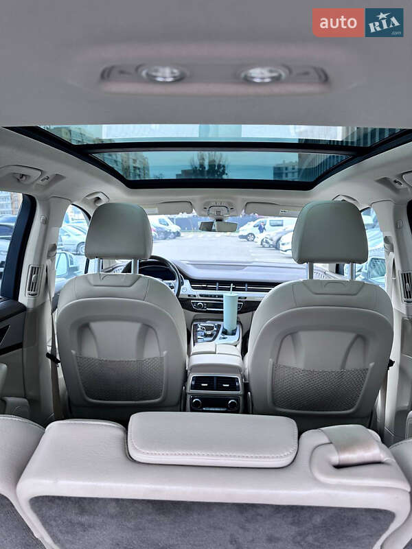 Позашляховик / Кросовер Audi Q7 2019 в Львові фото 25 Позашляховик / Кросовер Audi Q7 2019 в Львові