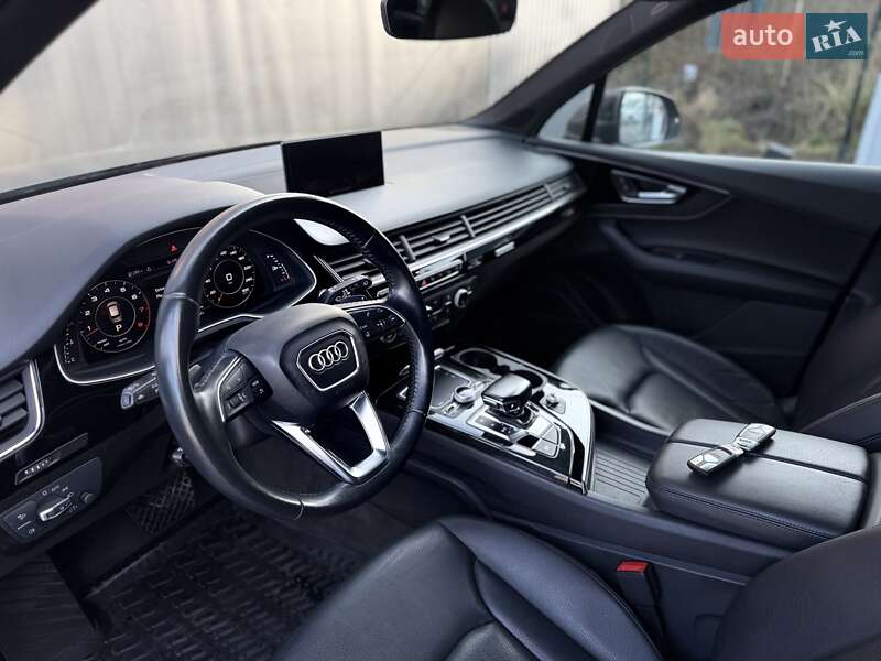 Внедорожник / Кроссовер Audi Q7 2019 в Львове фото 37 Внедорожник / Кроссовер Audi Q7 2019 в Львове