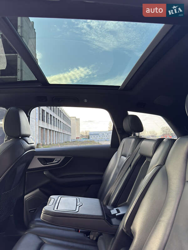 Внедорожник / Кроссовер Audi Q7 2018 в Тернополе фото 32 Внедорожник / Кроссовер Audi Q7 2018 в Тернополе