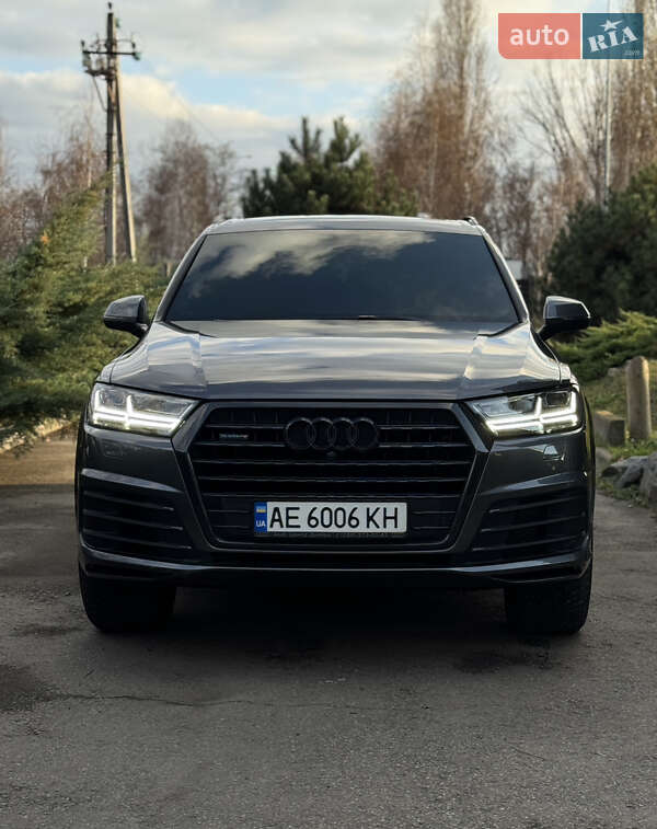 Внедорожник / Кроссовер Audi Q7 2018 в Днепре фото 3 Внедорожник / Кроссовер Audi Q7 2018 в Днепре