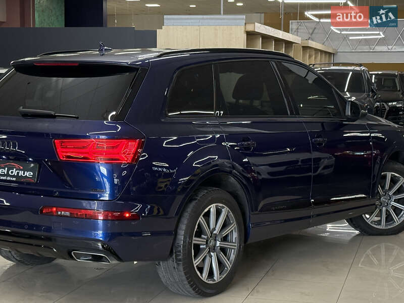 Внедорожник / Кроссовер Audi Q7 2019 в Николаеве