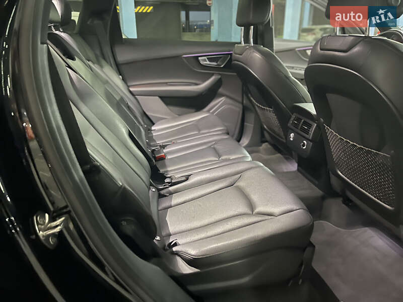 Внедорожник / Кроссовер Audi Q7 2016 в Киеве фото 36 Внедорожник / Кроссовер Audi Q7 2016 в Киеве