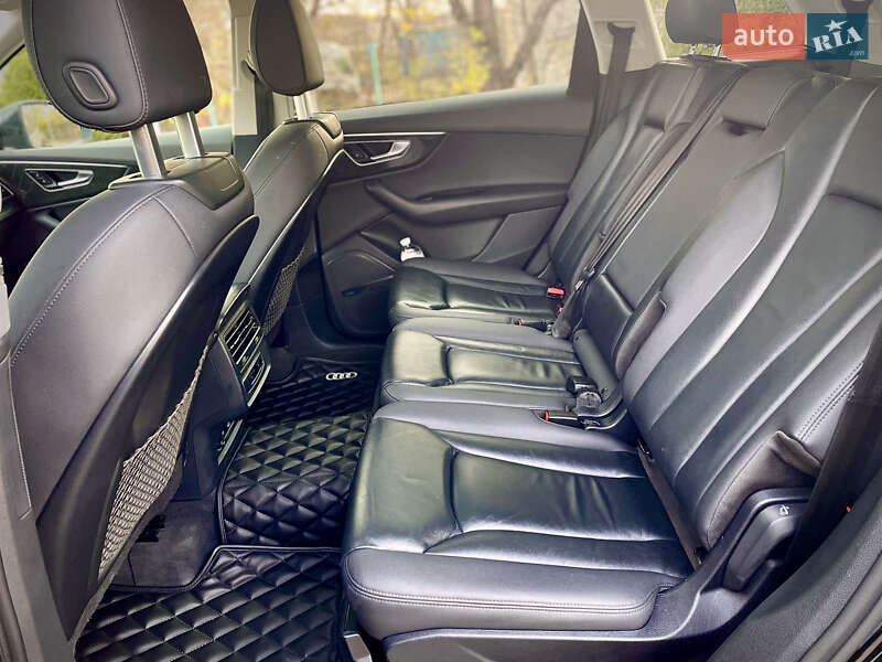 Внедорожник / Кроссовер Audi Q7 2019 в Львове