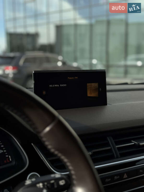 Позашляховик / Кросовер Audi Q7 2017 в Києві