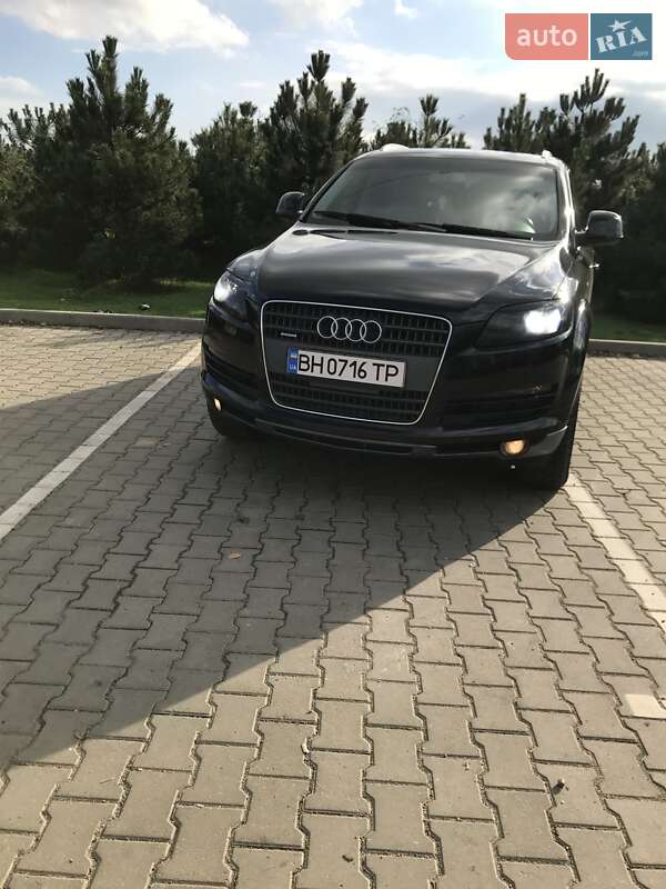 Внедорожник / Кроссовер Audi Q7 2009 в Одессе