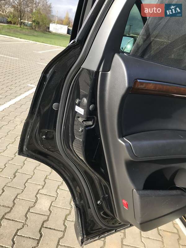 Внедорожник / Кроссовер Audi Q7 2009 в Одессе