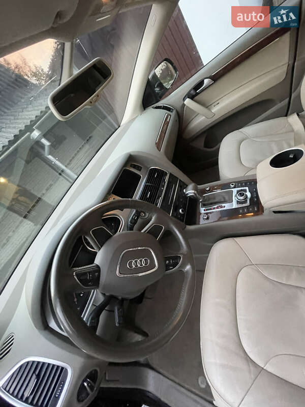 Позашляховик / Кросовер Audi Q7 2013 в Луцьку фото 24 Позашляховик / Кросовер Audi Q7 2013 в Луцьку