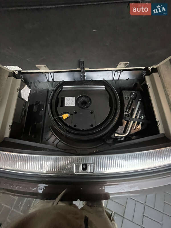 Позашляховик / Кросовер Audi Q7 2013 в Луцьку фото 46 Позашляховик / Кросовер Audi Q7 2013 в Луцьку