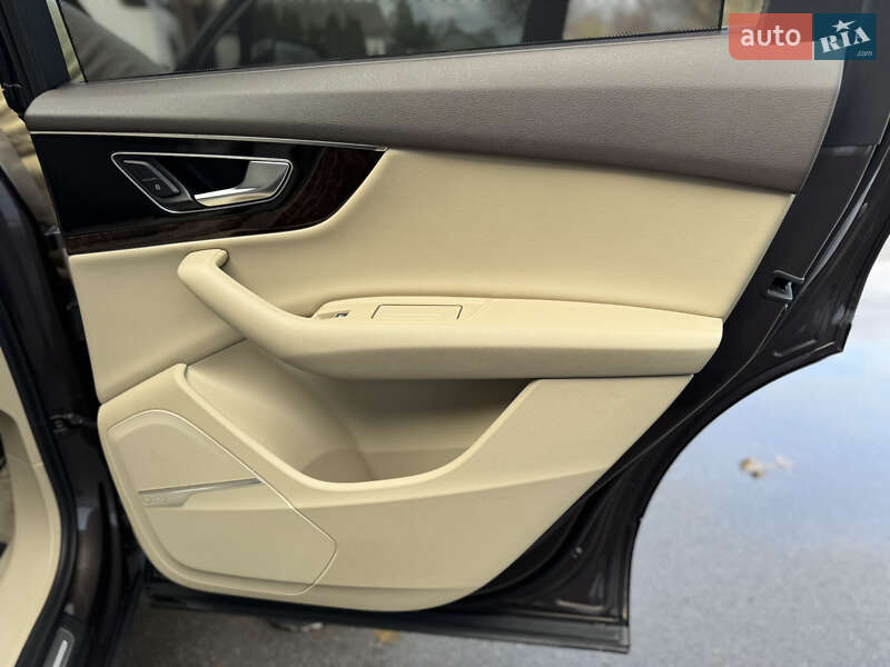 Позашляховик / Кросовер Audi Q7 2016 в Романіву фото 22 Позашляховик / Кросовер Audi Q7 2016 в Романіву