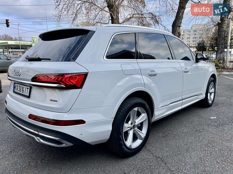 Внедорожник / Кроссовер Audi Q7 2021 в Киеве фото 6 Внедорожник / Кроссовер Audi Q7 2021 в Киеве