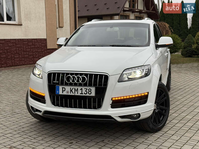 Позашляховик / Кросовер Audi Q7 2015 в Самборі