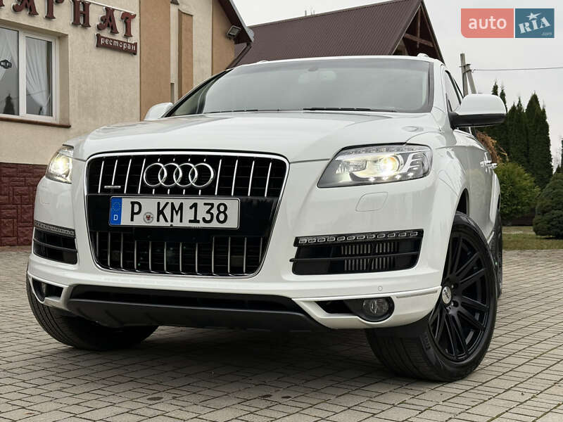 Позашляховик / Кросовер Audi Q7 2015 в Самборі