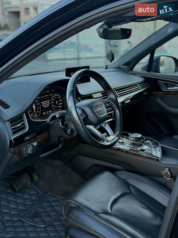 Позашляховик / Кросовер Audi Q7 2017 в Івано-Франківську фото 49 Позашляховик / Кросовер Audi Q7 2017 в Івано-Франківську