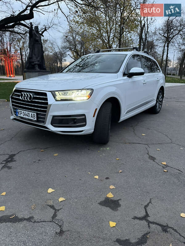 Внедорожник / Кроссовер Audi Q7 2018 в Запорожье
