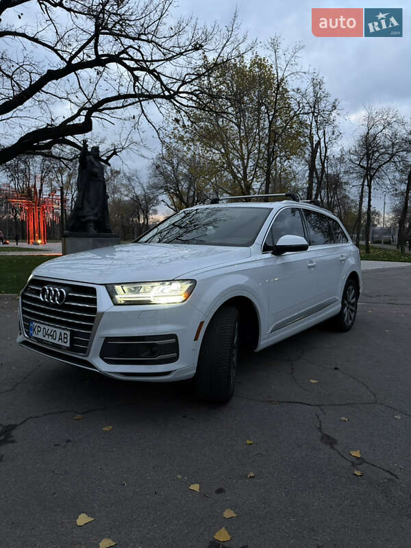 Внедорожник / Кроссовер Audi Q7 2018 в Запорожье
