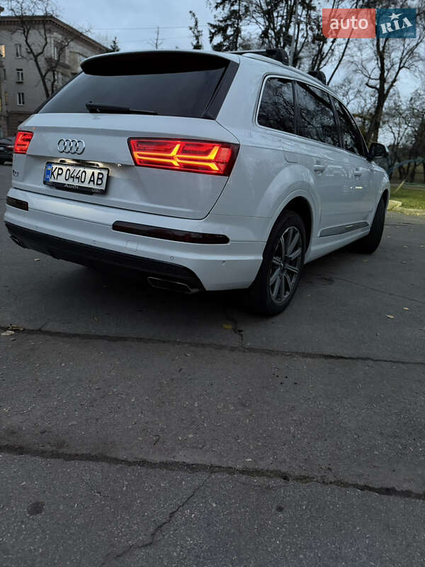 Внедорожник / Кроссовер Audi Q7 2018 в Запорожье
