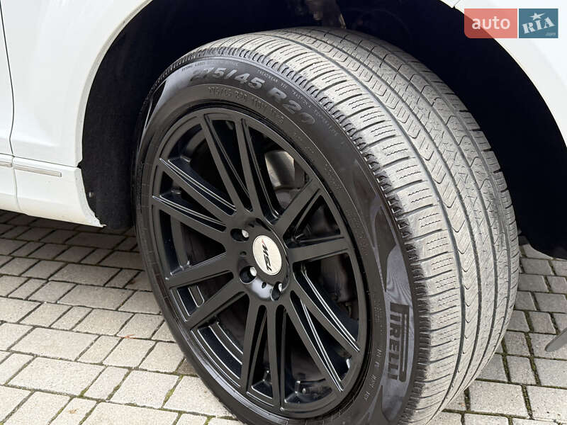 Позашляховик / Кросовер Audi Q7 2015 в Самборі