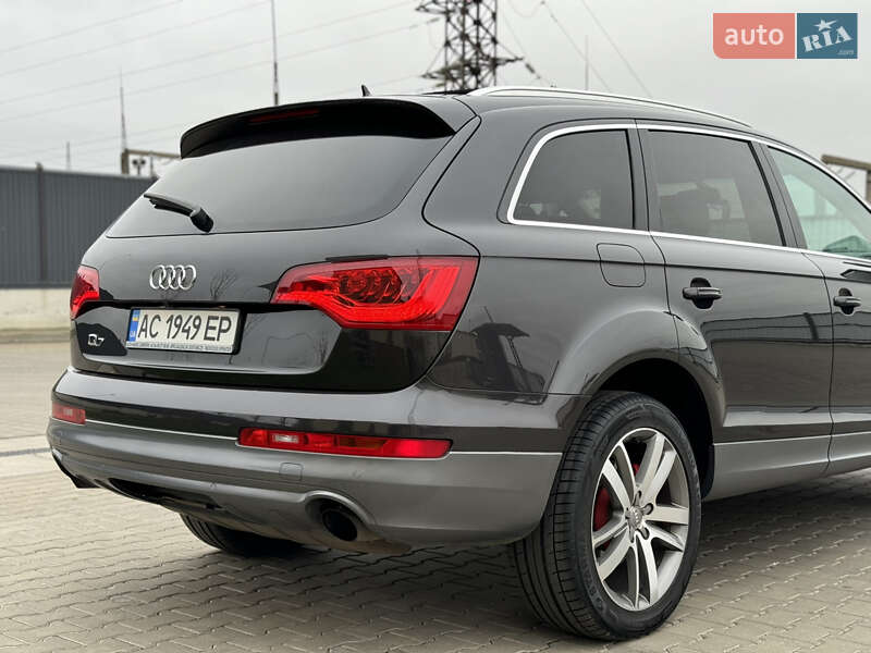 Внедорожник / Кроссовер Audi Q7 2011 в Луцке