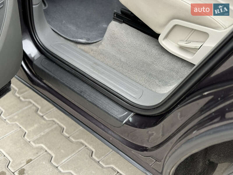 Внедорожник / Кроссовер Audi Q7 2011 в Луцке