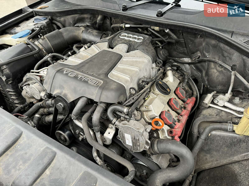 Внедорожник / Кроссовер Audi Q7 2011 в Луцке