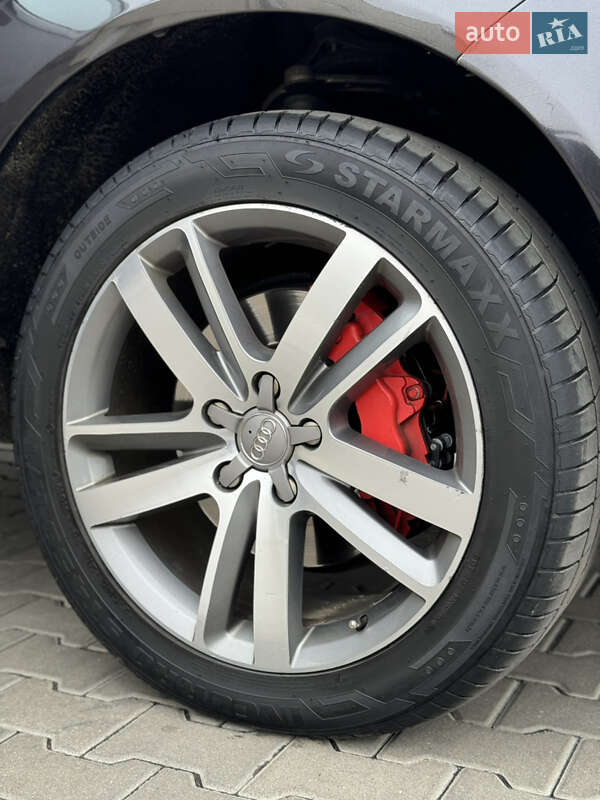 Внедорожник / Кроссовер Audi Q7 2011 в Луцке