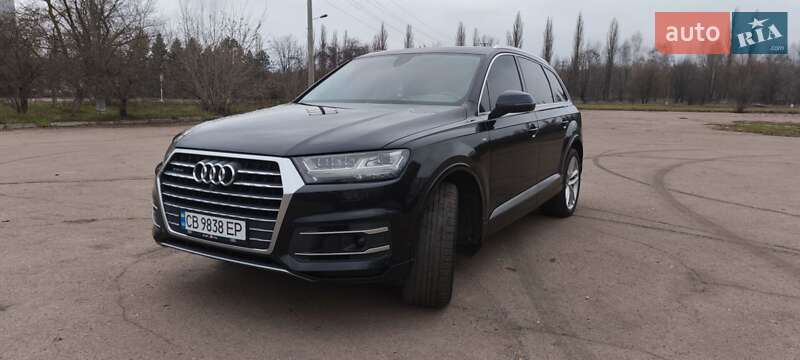 Внедорожник / Кроссовер Audi Q7 2017 в Нежине