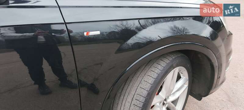 Внедорожник / Кроссовер Audi Q7 2017 в Нежине