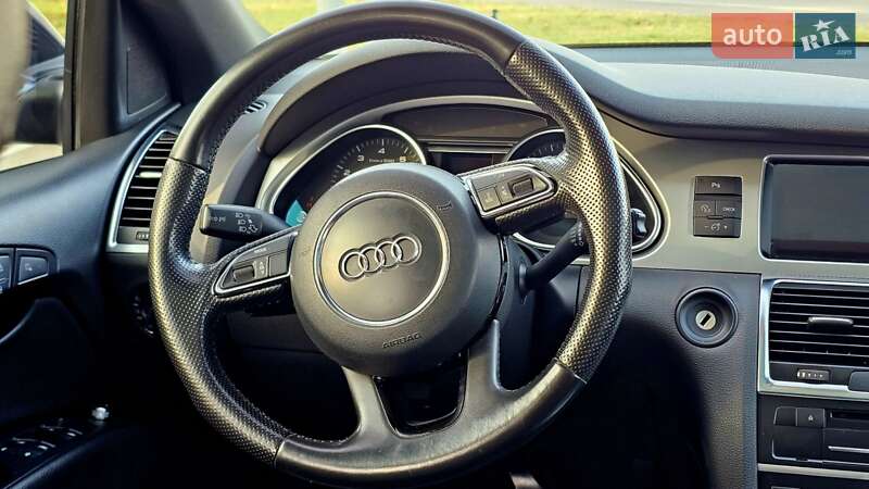 Позашляховик / Кросовер Audi Q7 2012 в Вінниці
