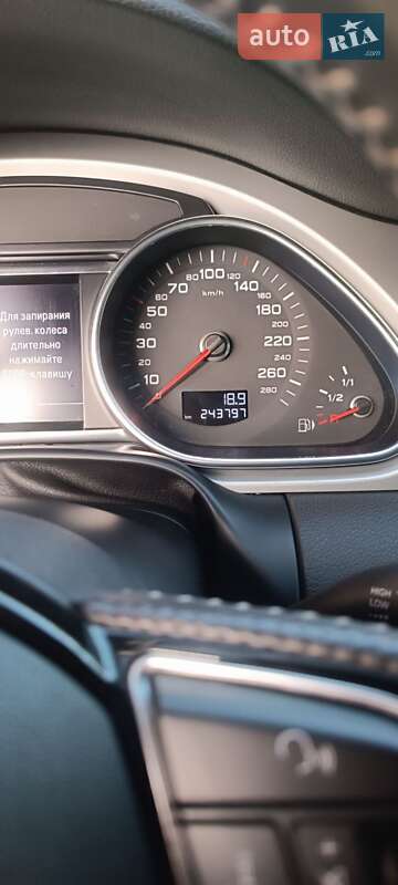 Внедорожник / Кроссовер Audi Q7 2012 в Буче фото 12 Внедорожник / Кроссовер Audi Q7 2012 в Буче