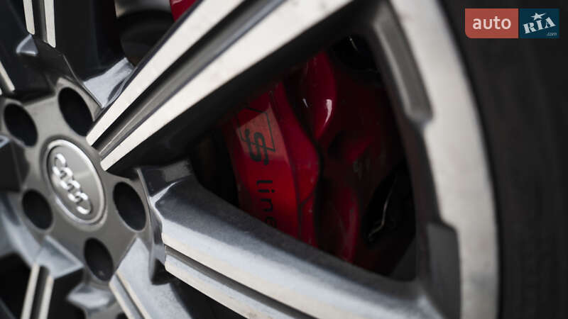 Внедорожник / Кроссовер Audi Q7 2017 в Киеве