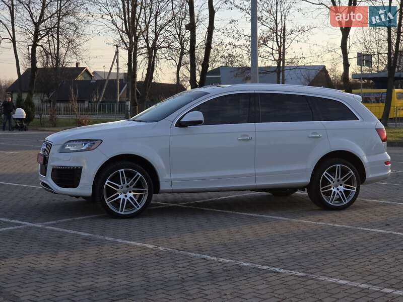 Внедорожник / Кроссовер Audi Q7 2015 в Коломые