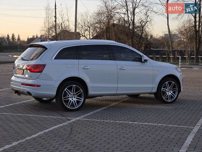 Внедорожник / Кроссовер Audi Q7 2015 в Коломые