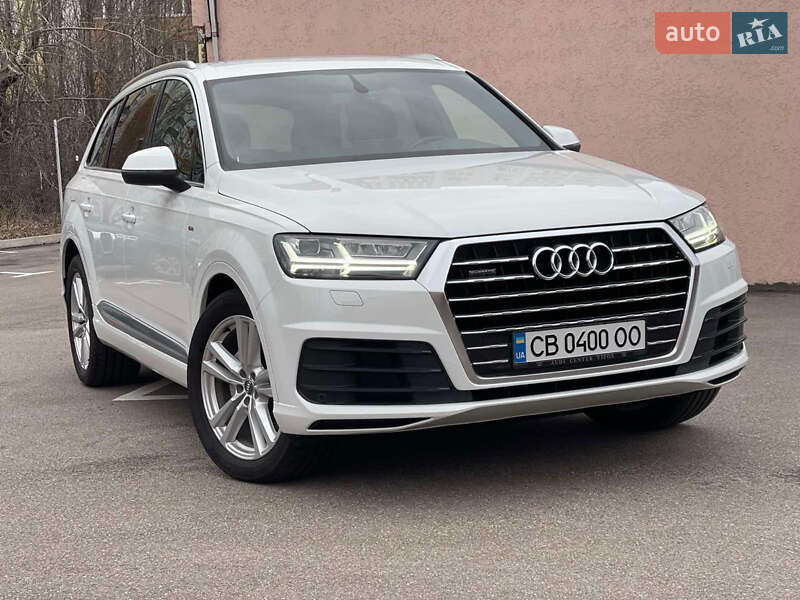 Позашляховик / Кросовер Audi Q7 2016 в Києві